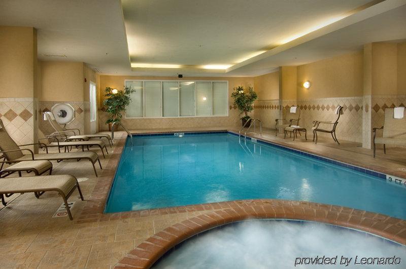 Fairfield Inn & Suites By Marriott Маршъл Екстериор снимка