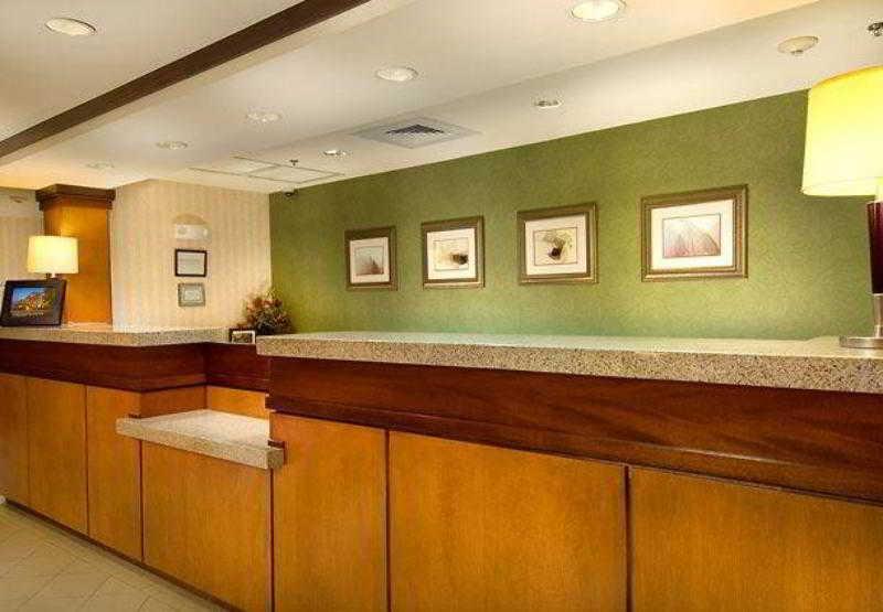 Fairfield Inn & Suites By Marriott Маршъл Интериор снимка